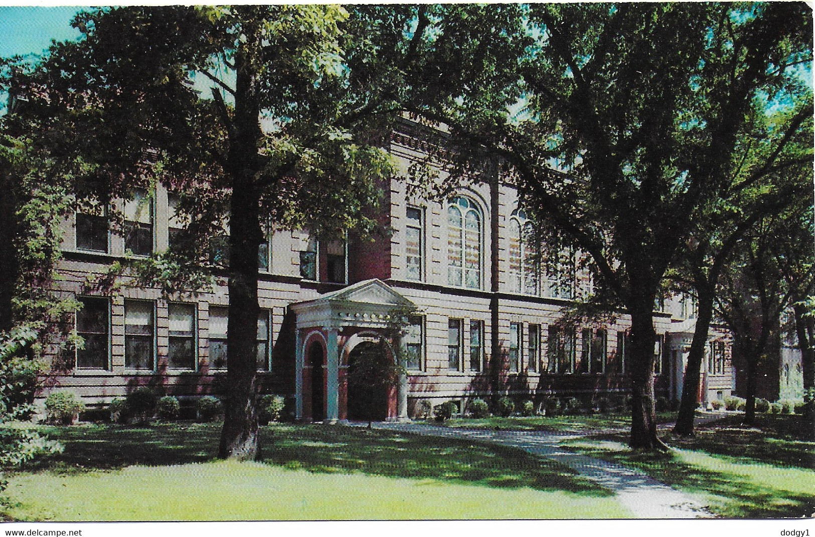 INDIANA TECHNICAL COLLEGE, FORT WAYNE, INDIANA, UNITED STATES. UNUSED POSTCARD   Ps7 - Fort Wayne