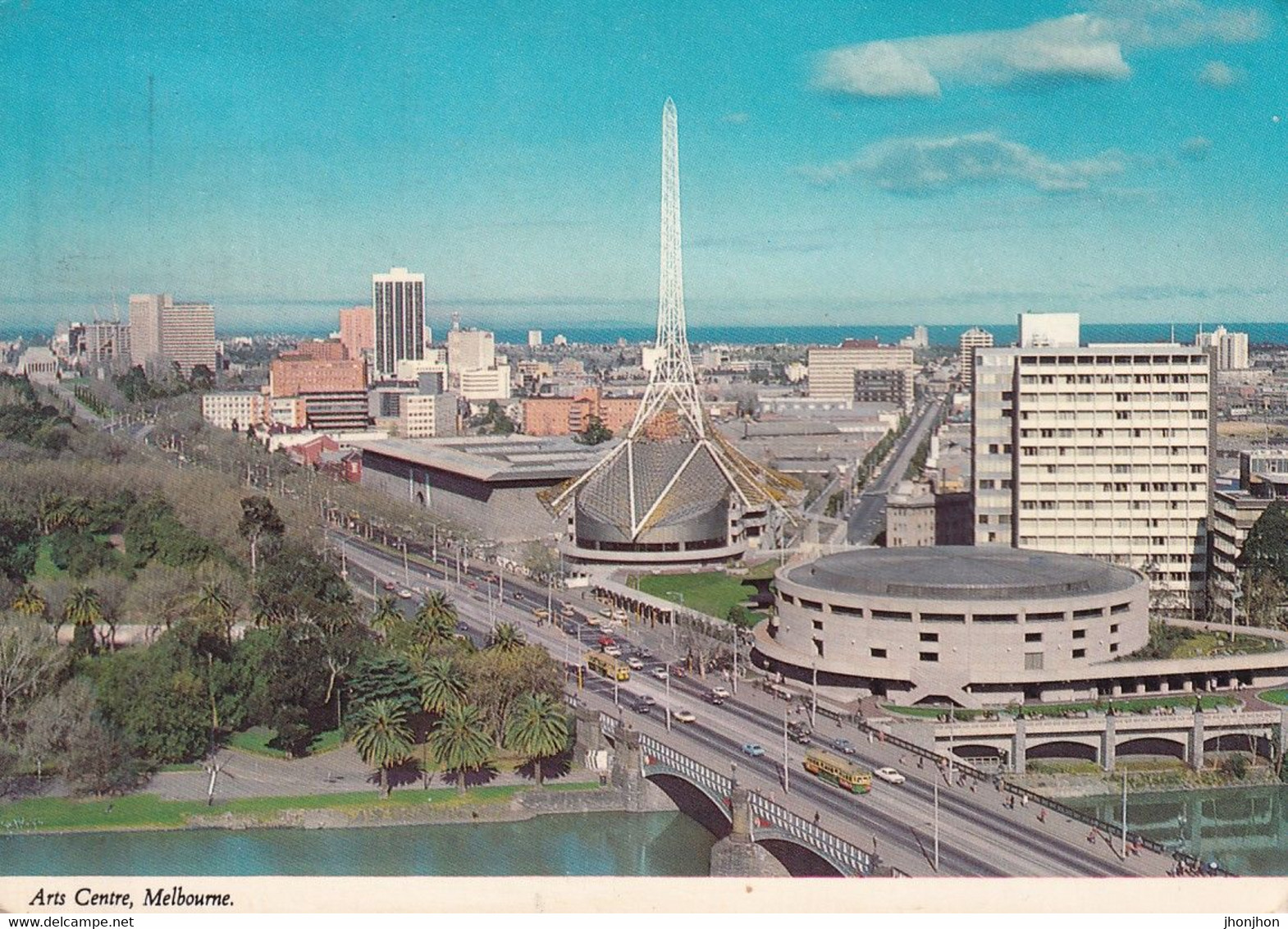 Australia - Postcard  Used  - Arts Centre ,  Melbourne - 2/scans - Melbourne