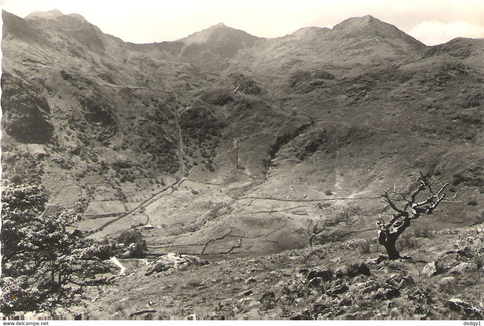 SNOWDON FROM GWYNANT VALLEY, GWYNEDD, WALES. UNUSED POSTCARD Pv9 - Caernarvonshire