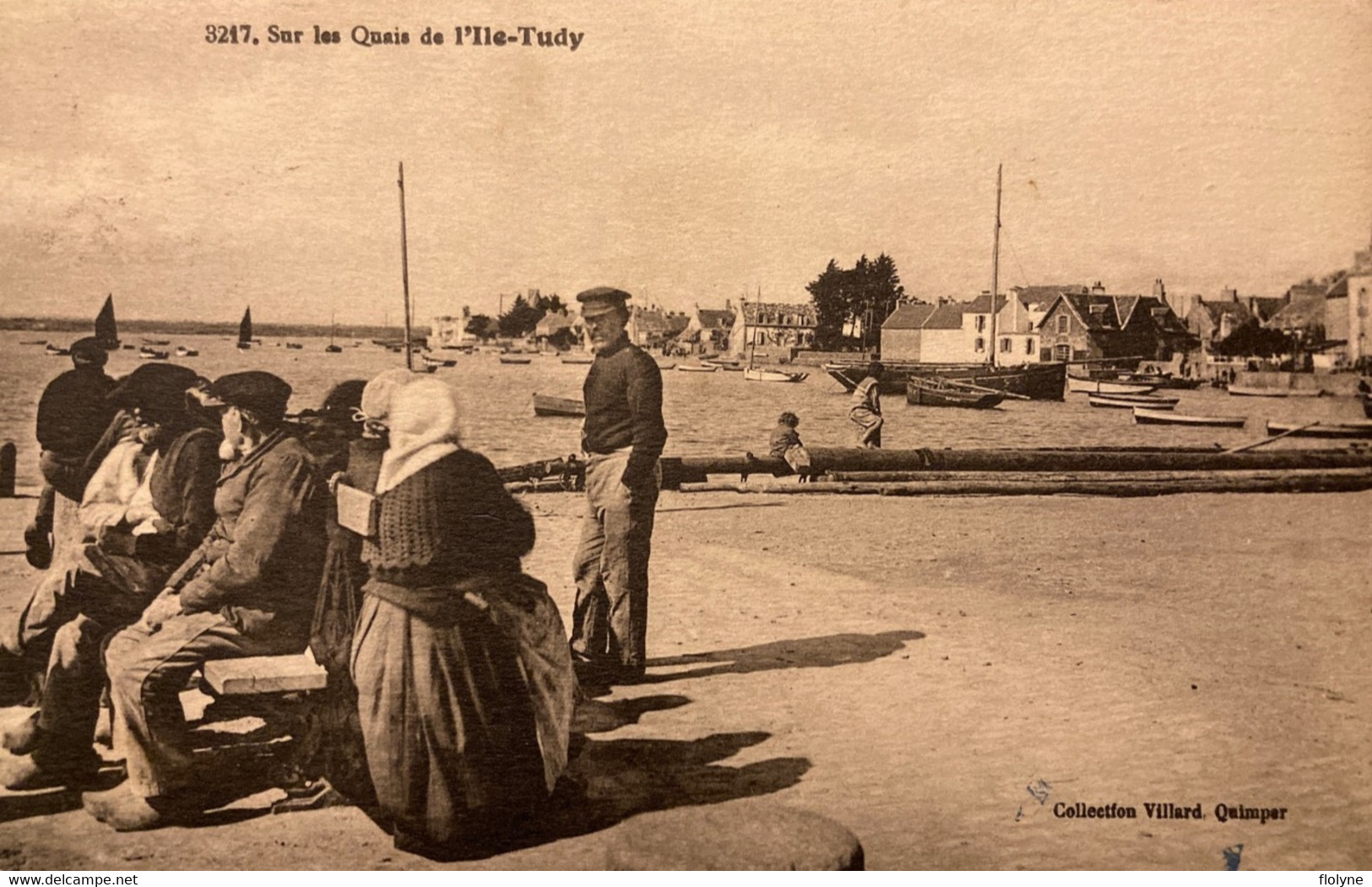 île Tudy - Sur Les Quais Du Port De La Ville - Types Personnages - Ile Tudy