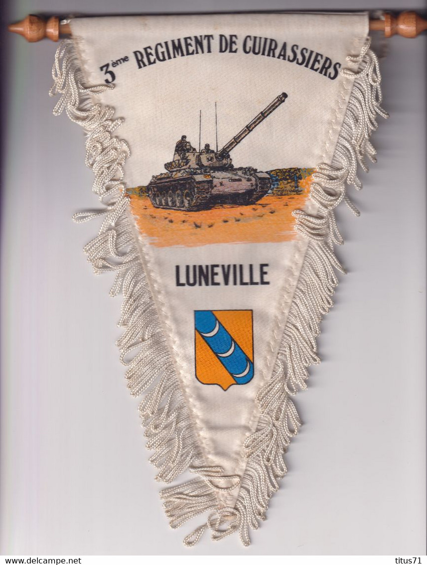Fanion 3ème Régiment De Cuirassiers Luneville - Flags