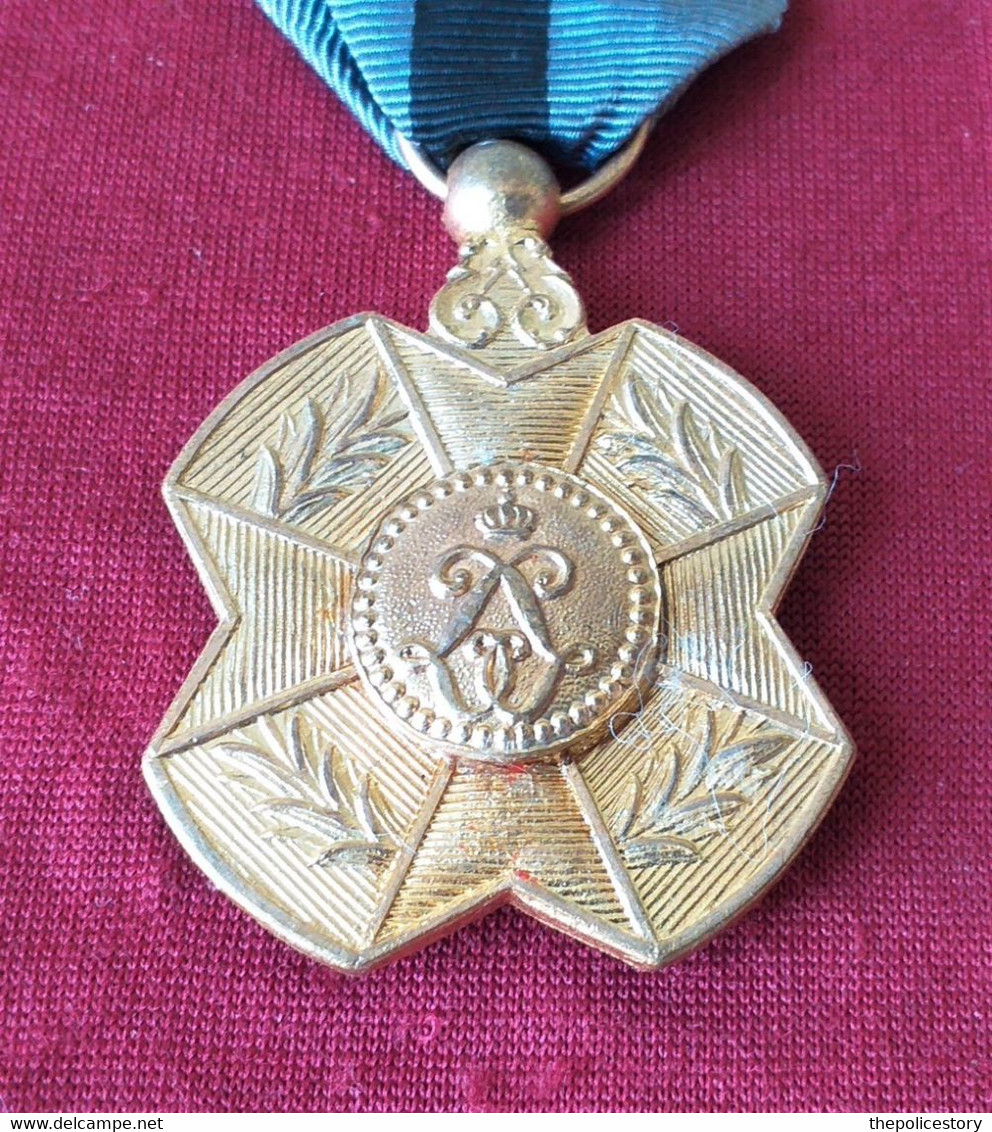 Medaglia Ordine Leopoldo II Del Belgio 1900 Originale Con Nastrino - Belgio