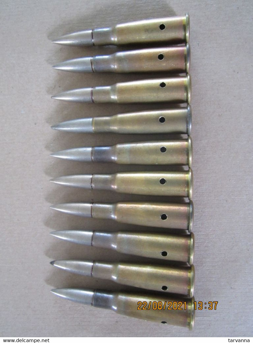 10 Cartouches 8 Mm Lebel Datées 38 Et 40 Ogive Nickel ( Neutralisées) - Ausrüstung