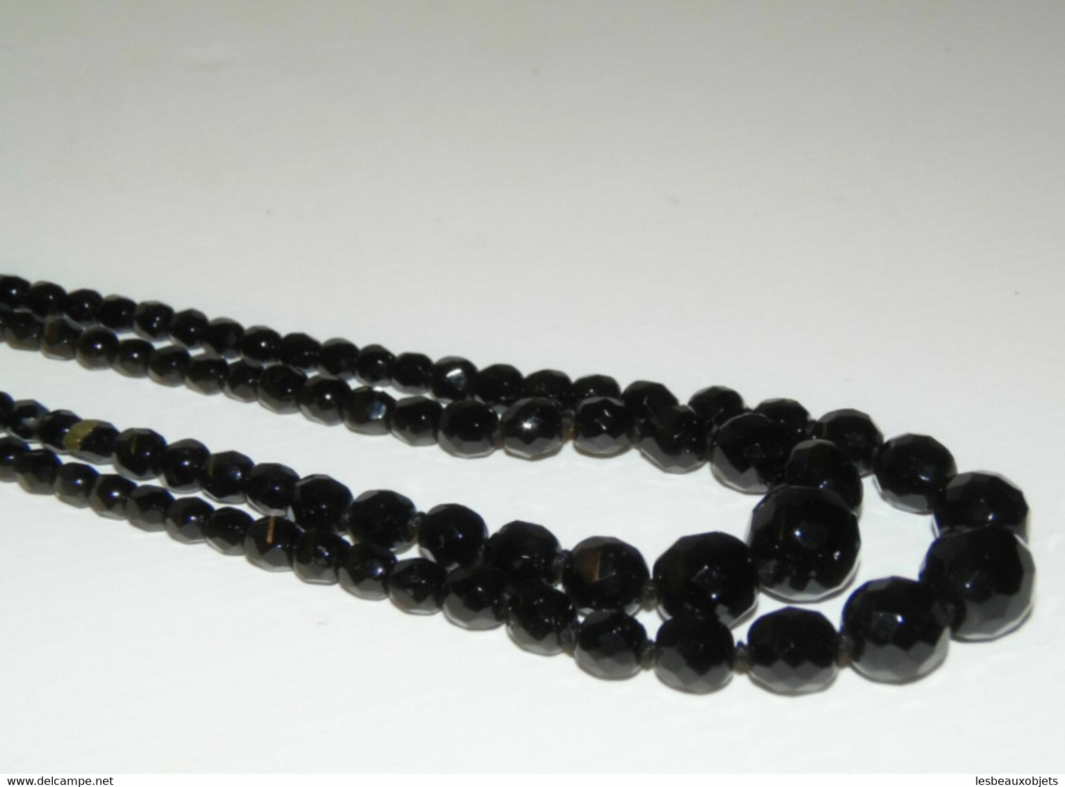 COLLIER FANTAISIE DOUBLE PERLES de Verre Noires taillées facettes fin XIXe NIII bijou ancien