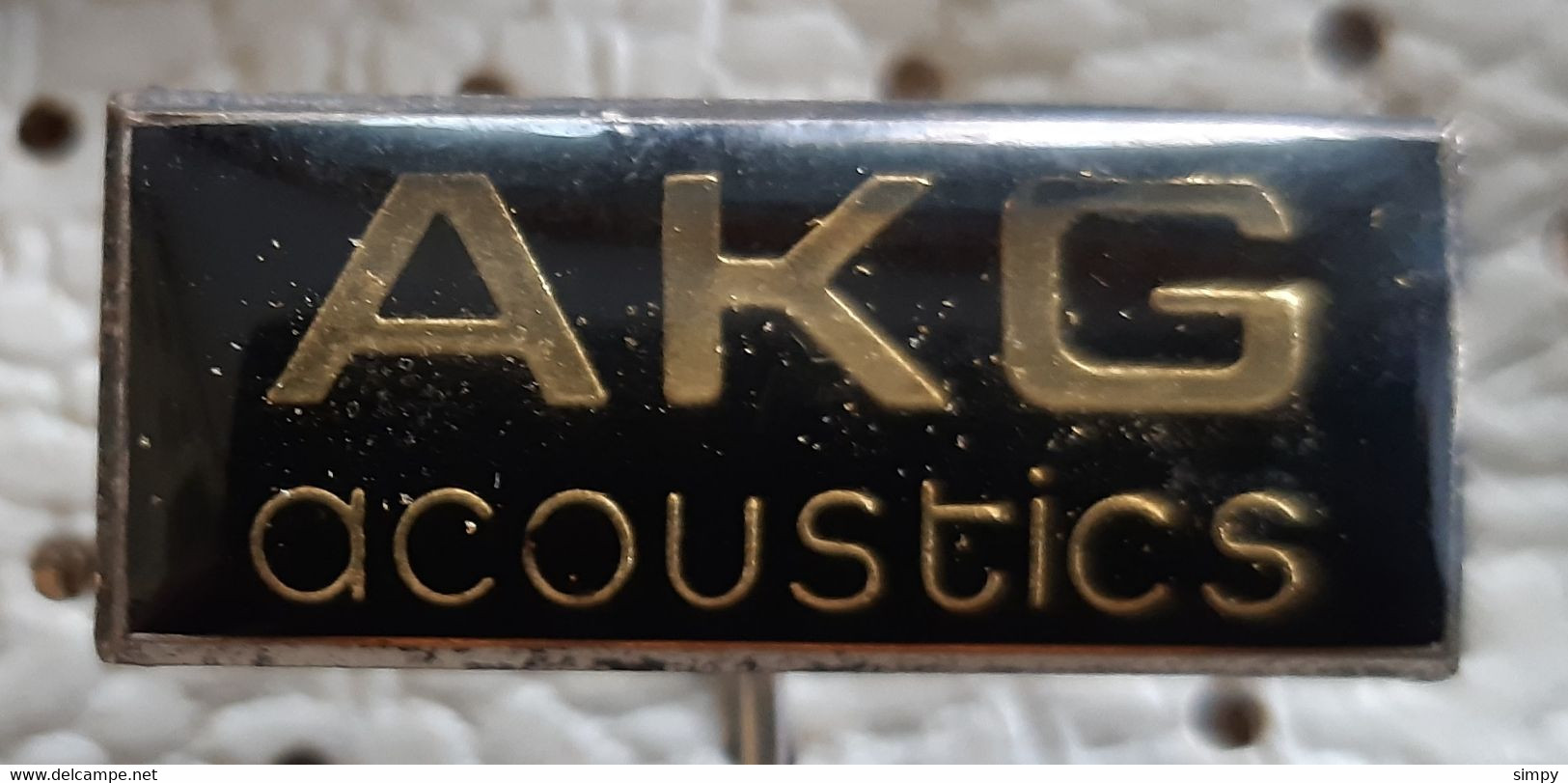 AKG Acoustics Austria Vintage Pin - Médias