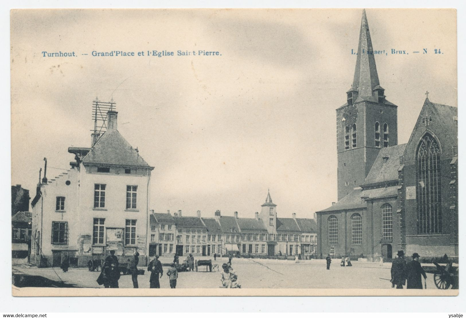 Turnhout: Grand' Place Et L'eglise Saint Pierre *** - Turnhout