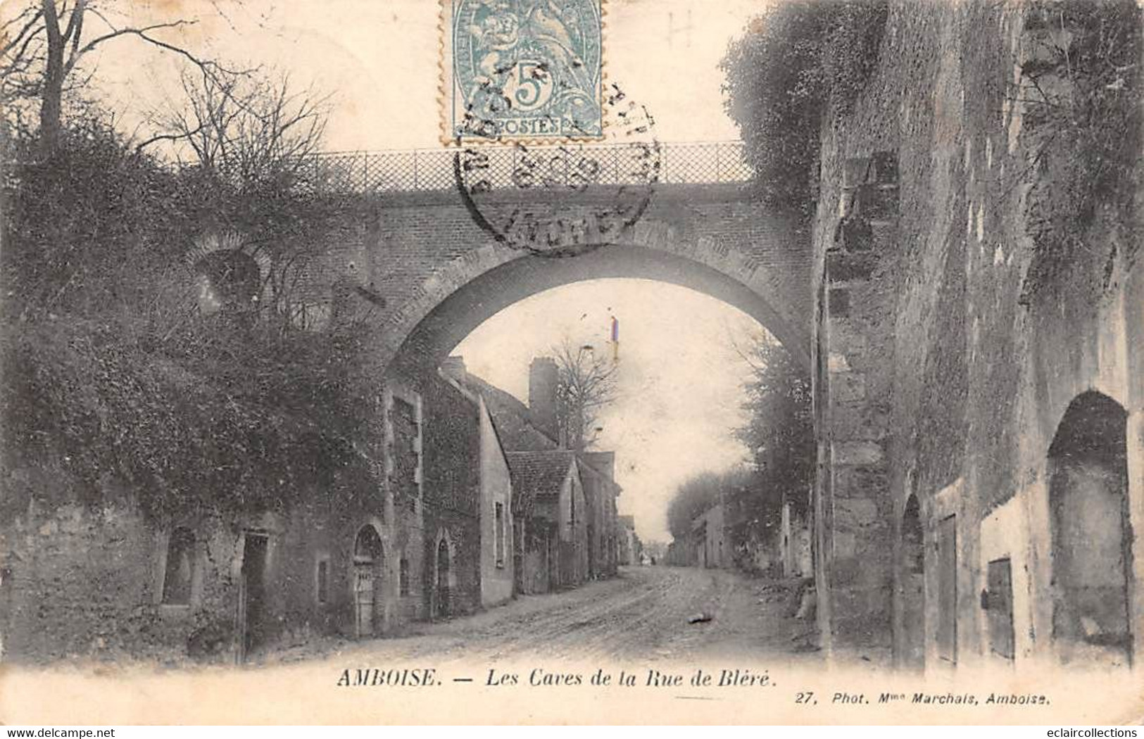 Amboise         37        Les Caves De La Rue De Bléré      (voir Scan) - Amboise