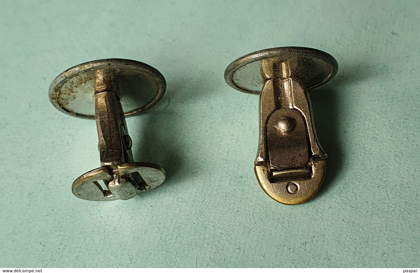 Paire De Boutons De Manchette Anciens - Cuff Links & Studs