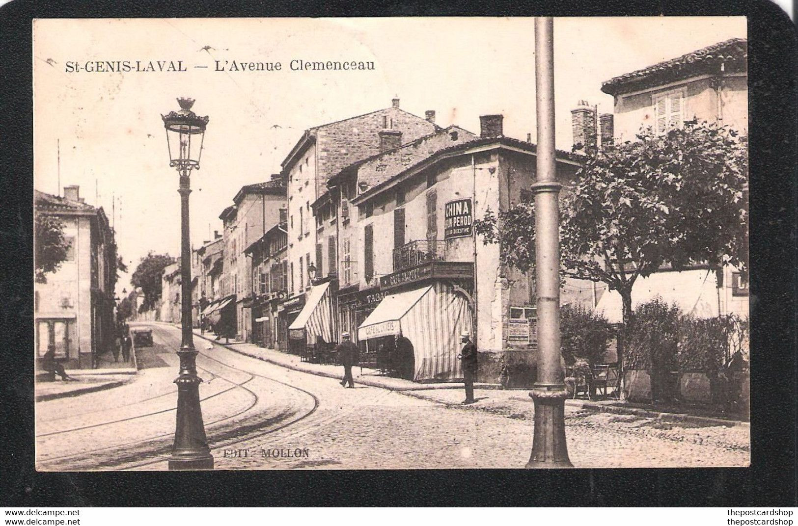 CPA 69 ST GENIS LAVAL L'avenue Clemenceau MORE FRANCE FOR SALE - Altri & Non Classificati