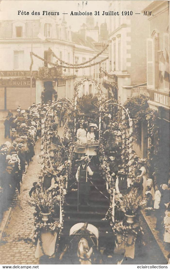 Amboise         37        Fête Des  Fleurs    1910     Un Char Décoré.  Carte Photo    (voir Scan) - Amboise