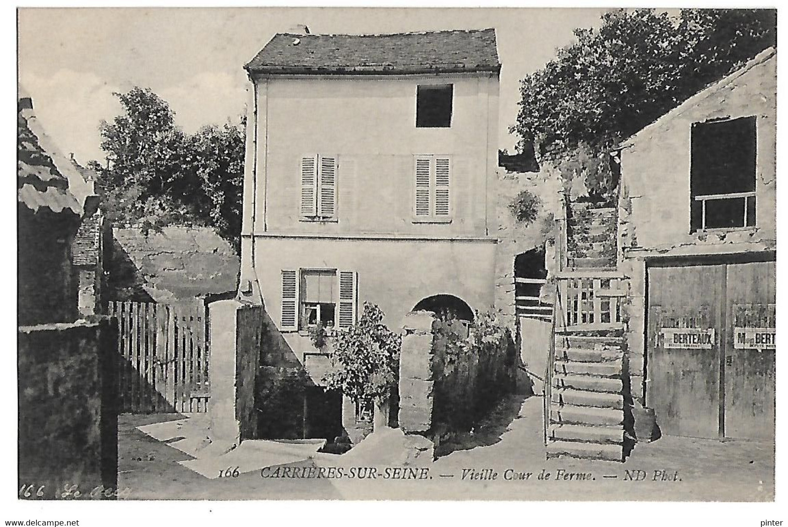 CARRIERES SUR SEINE - Vieille Cour De Ferme - Carrières-sur-Seine