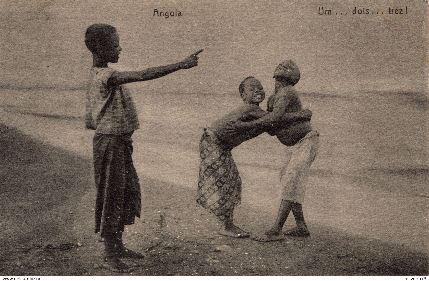ANGOLA - Um ... Dois --- Três ... - Angola