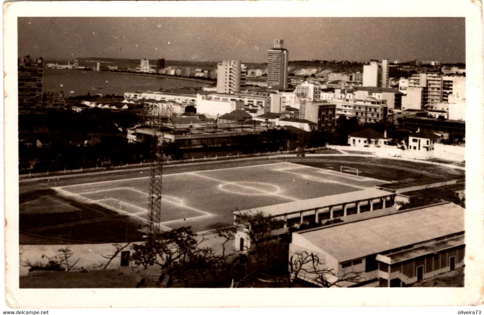 ANGOLA - Campo De Futebol - Stadium - Football (Postal, Fotografia) - Angola