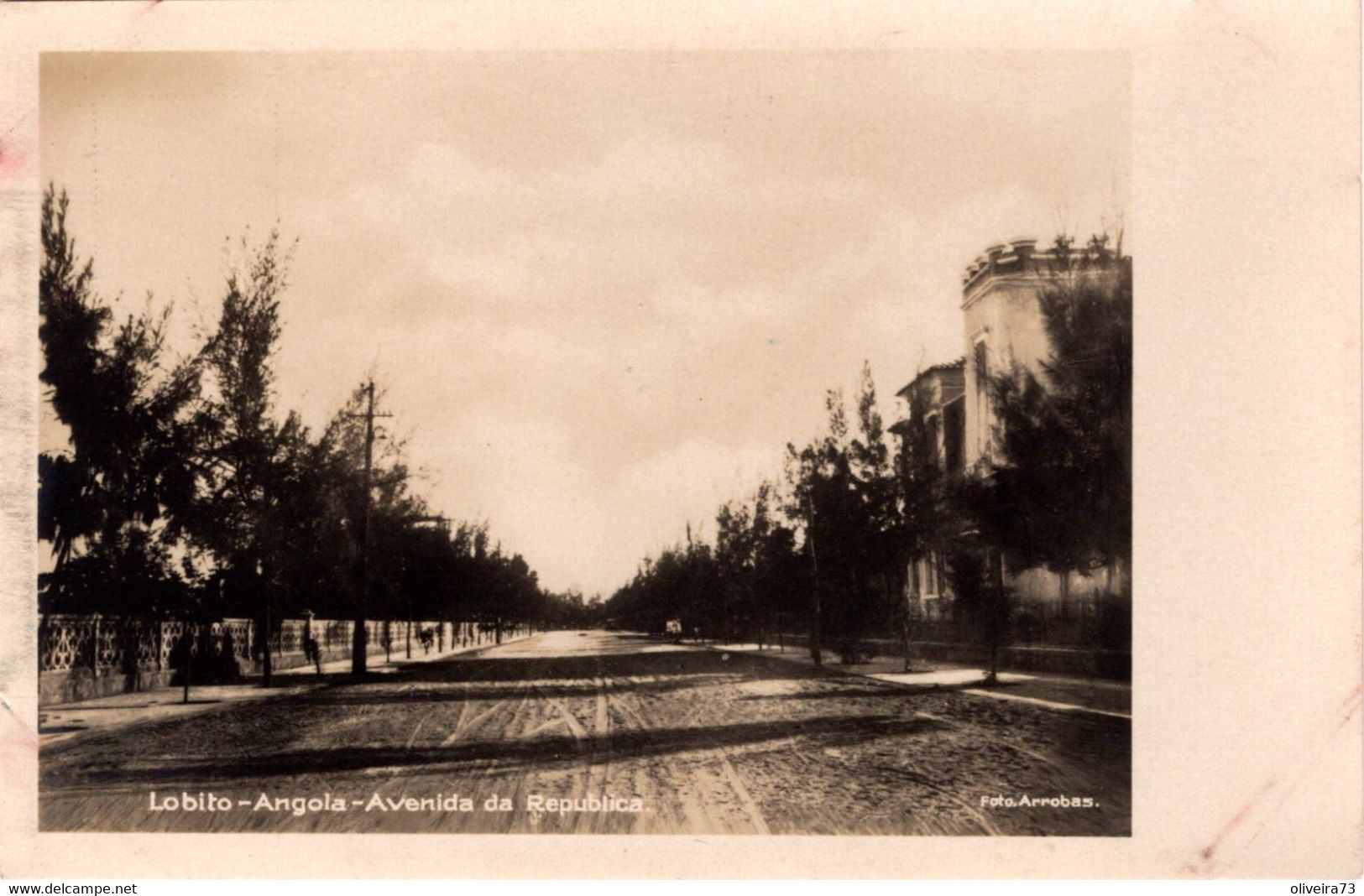 ANGOLA - LOBITO - Avenida Da Republica - Angola