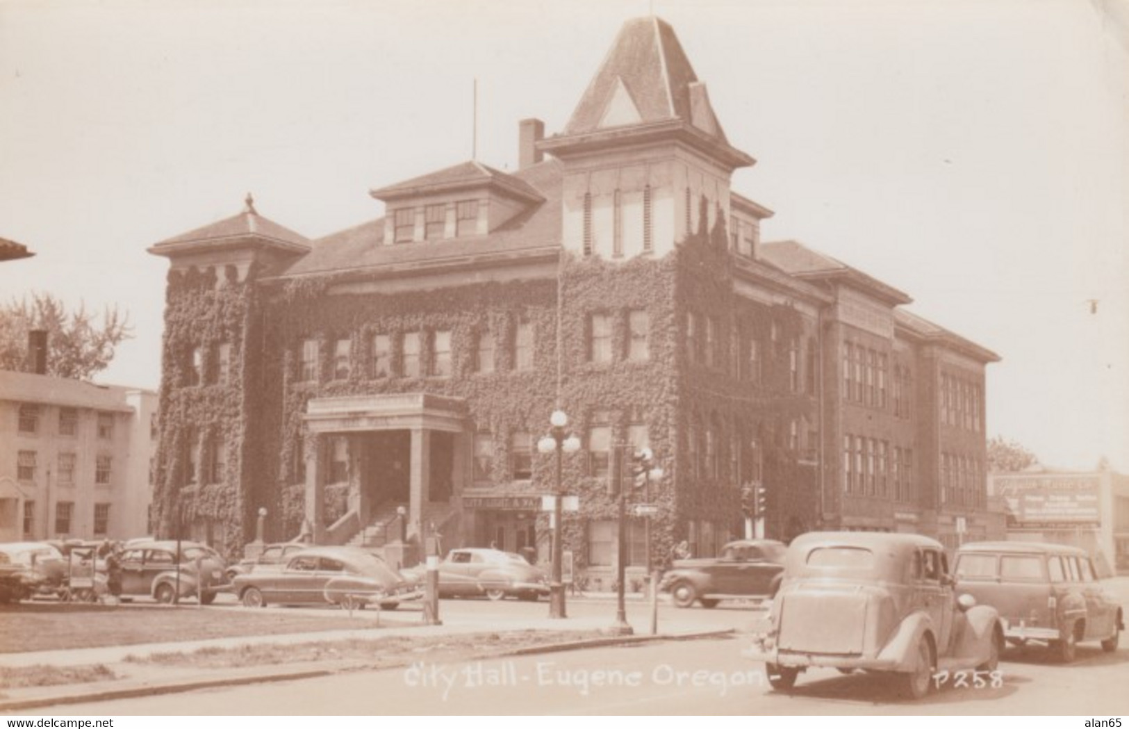 Eugene Oregon, City Hall Building, Autos Street Scene, C1950s Vintage Real Photo Postcard - Eugene