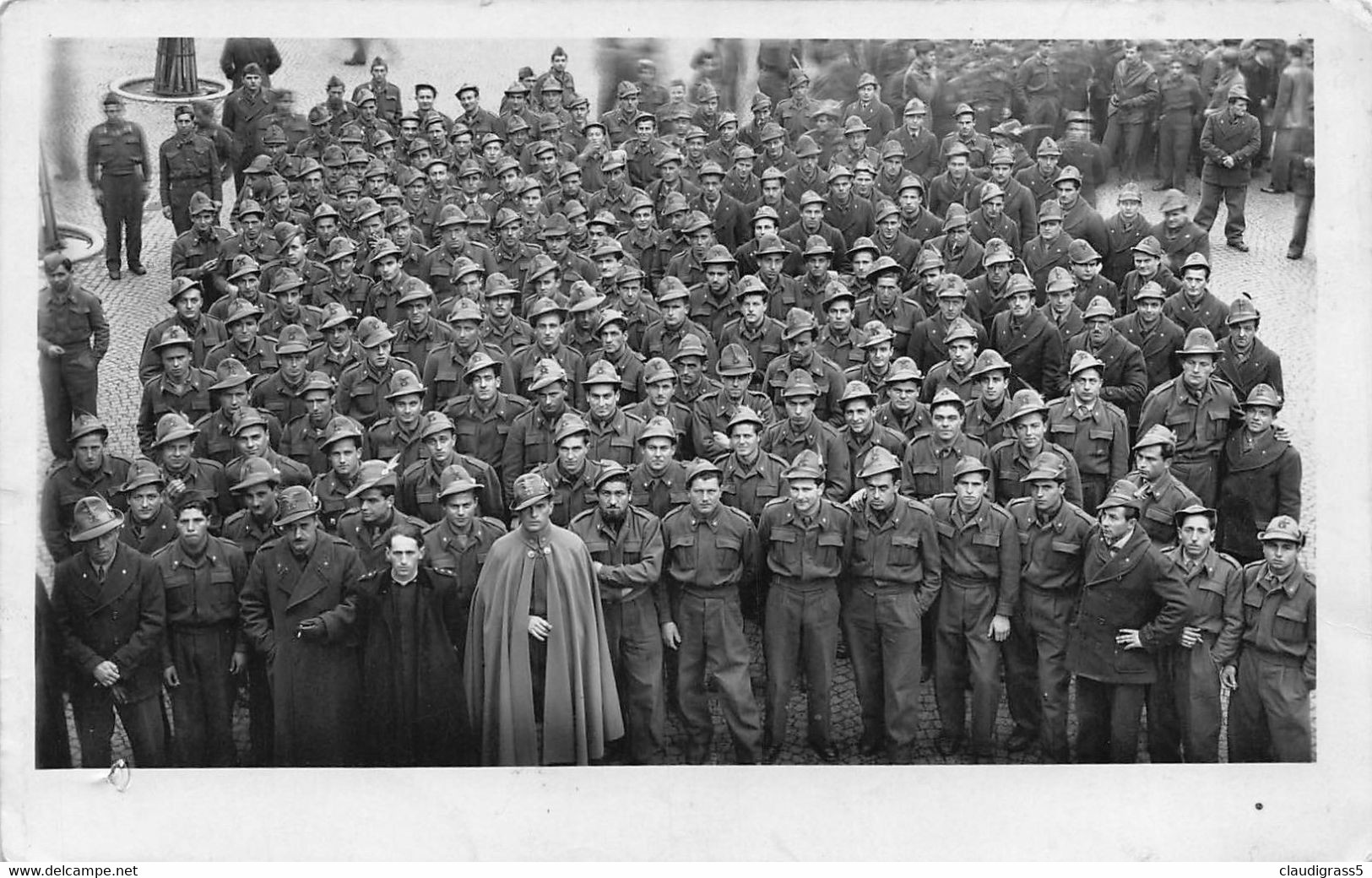 2315" FOTO-COMPAGNIA 4°REGIMENTO ALPINI CON COMANDANTE  E CAPPELLANO" MISURE(9.00X14.00) - Guerra, Militares