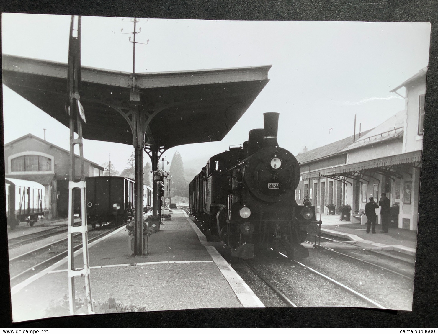 Photographie Originale De J.BAZIN:Petites Lignes De L’Ain Et Ligne CFF De Divonne-les- Bains :départ DeDivonnne En  1960 - Treinen