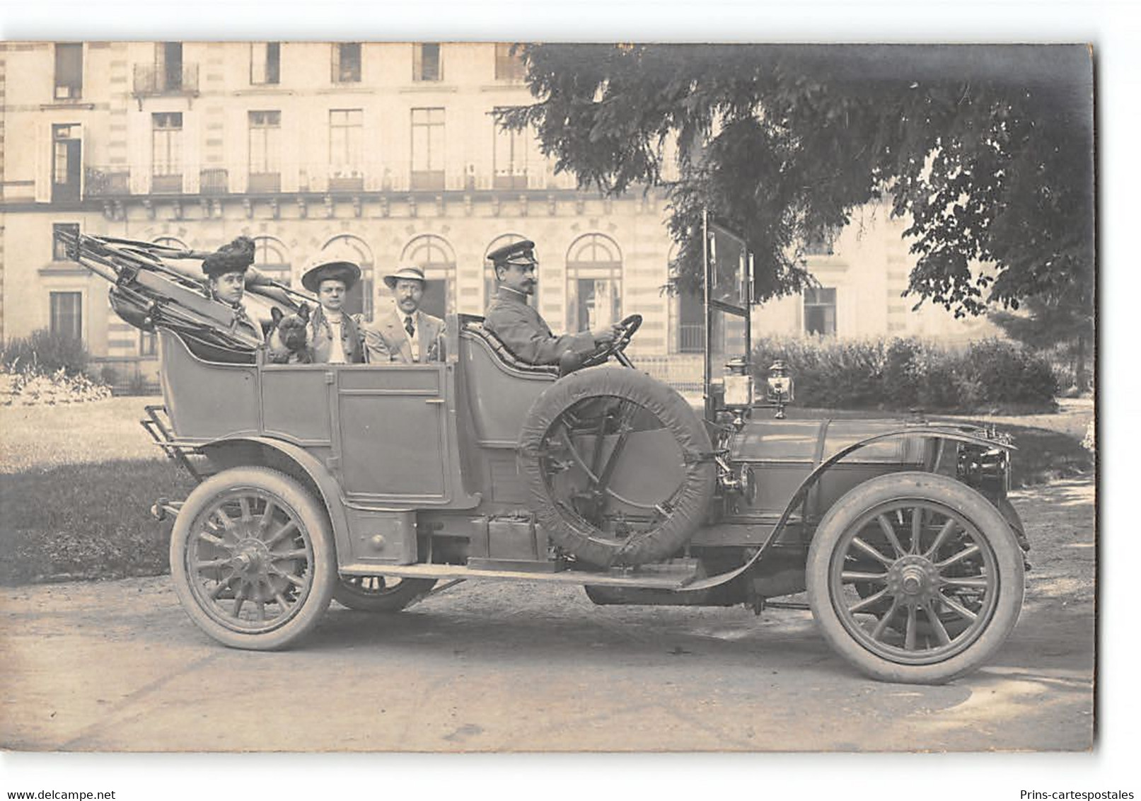 CPA Carte Photo Un Taxi - Taxi & Carrozzelle