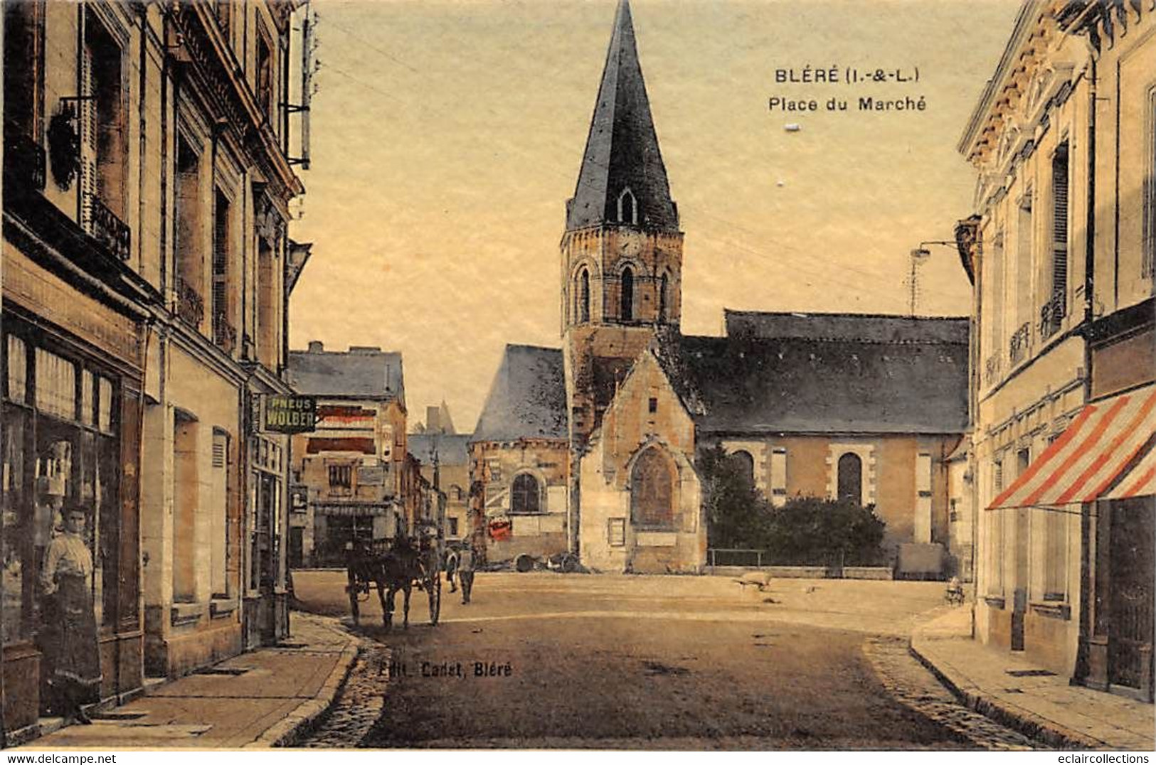 Bléré        37        La Place Du Marché     Colorisée Et Toilée   (voir Scan) - Bléré