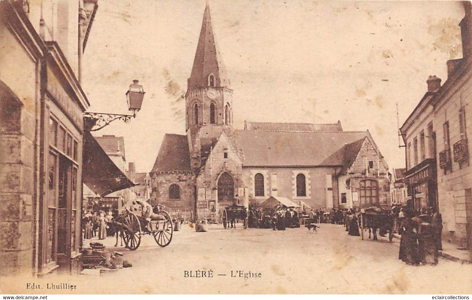 Bléré        37       Place Et église. Marché   (voir Scan) - Bléré