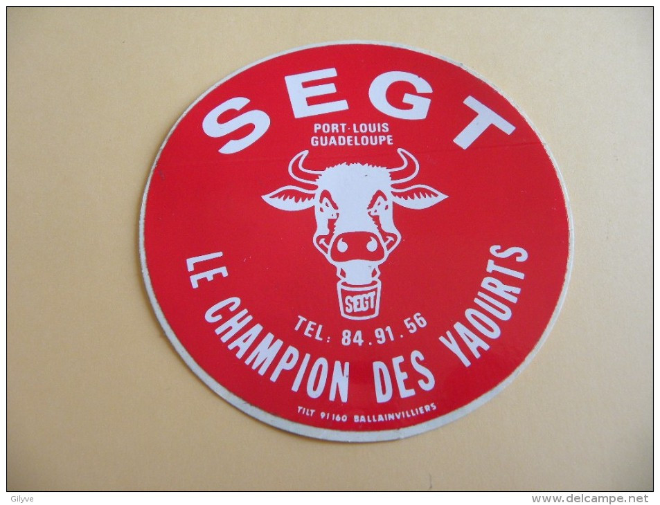 Autocollant, Sticker - Port - Louis - Guadeloupe - SEGT - Champion Des Yaourts -  (214P10) - Stickers
