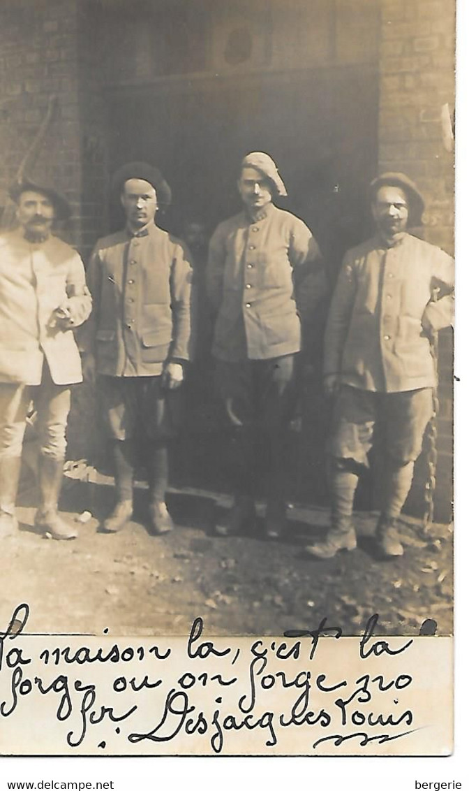 A/391         Guerre De 1914/18         Carte Photo     Soldats Français  Forgerons     Alsace 1916 - War 1914-18