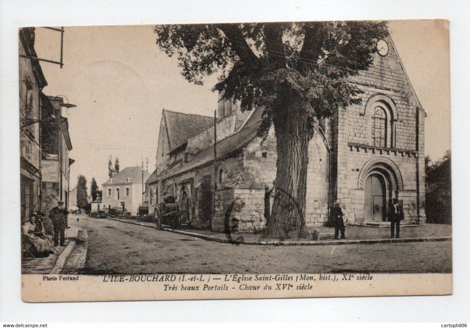 - CPA L'ILE-BOUCHARD (37) - L'Eglise Saint-Gilles 1919 - Photo Ferrand - - L'Île-Bouchard