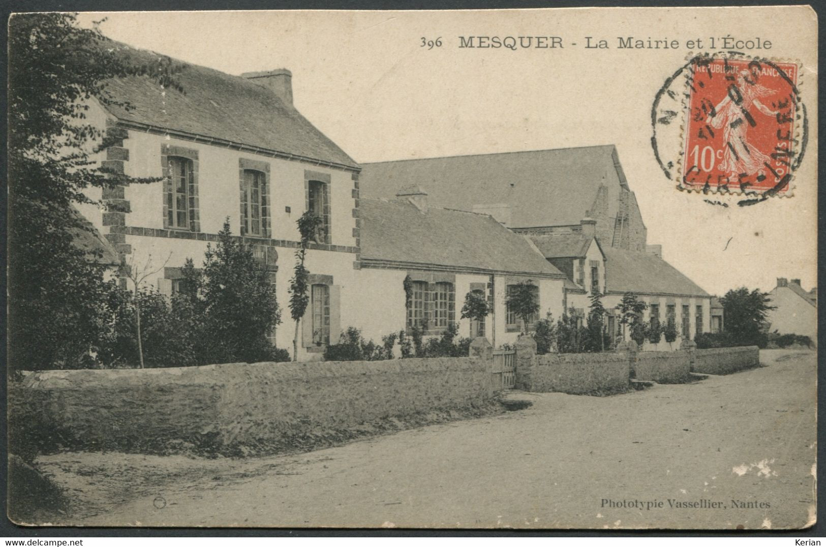 Mesquer - La Mairie Et L'École - N° 396 Phot. Vassellier - Voir 2 Scans - Mesquer Quimiac