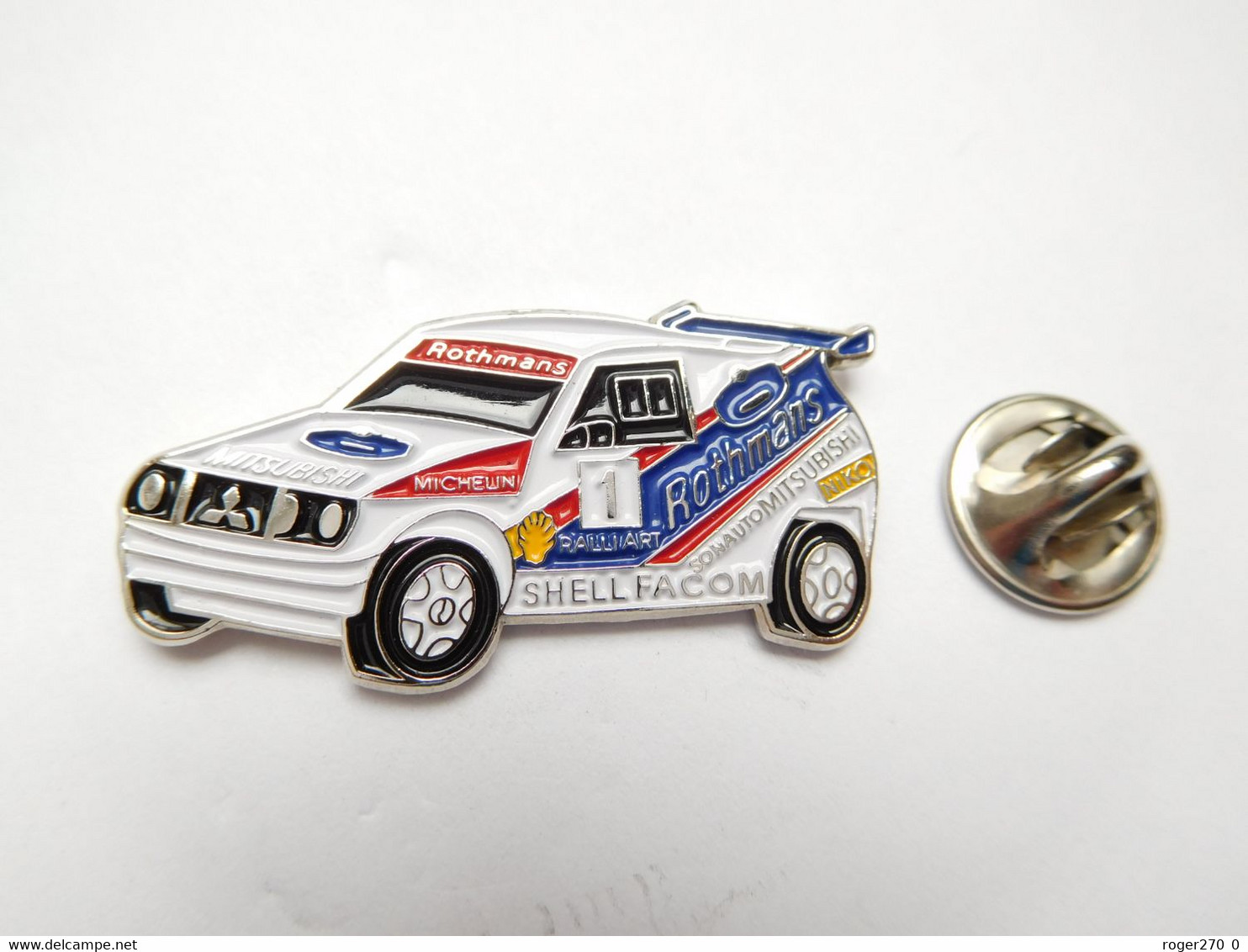 Beau Pin's Pins , Auto Mitsubishi , Rallye , Facom , Tabac Rothmans , Michelin , Shell - Mitsubishi