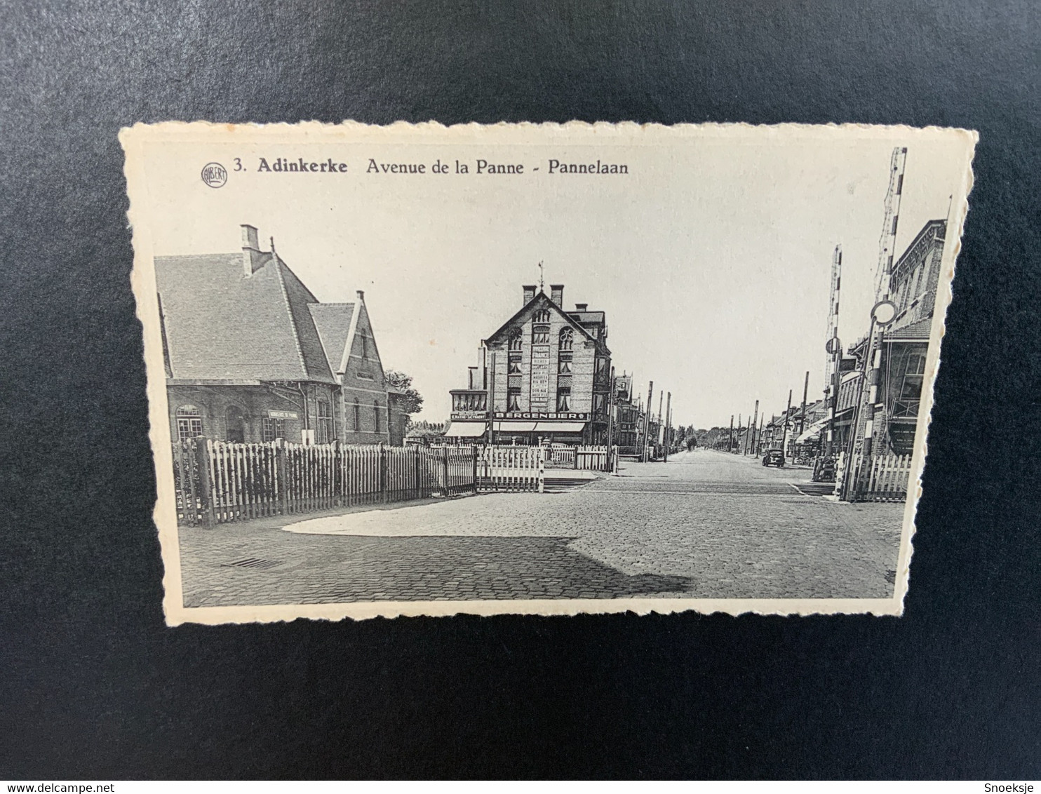 Adinkerke - Avenue De La Panne - Pannelaan - Station - Café - Treinoverweg - Old Timer - De Panne