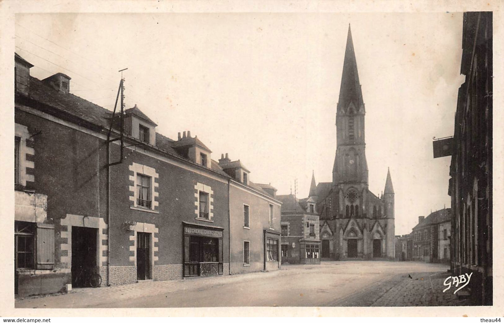 ¤¤   -    CARQUEFOU   -   L'Eglise Et La Place     -   ¤¤ - Carquefou