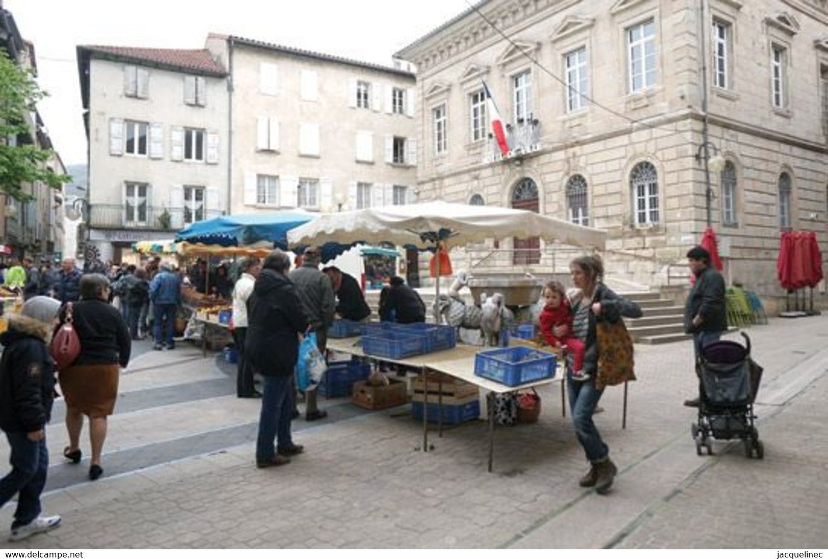 - 12 - Saint Affrique (12) - Marché - 8.546 - Saint Affrique