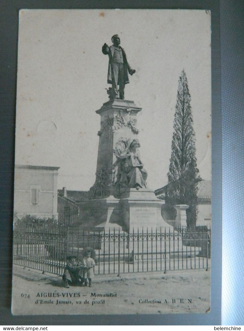 AIGUES VIVES                               MONUMENT D'EMILE JAMAIS    VU DE PROFIL - Aigues-Vives