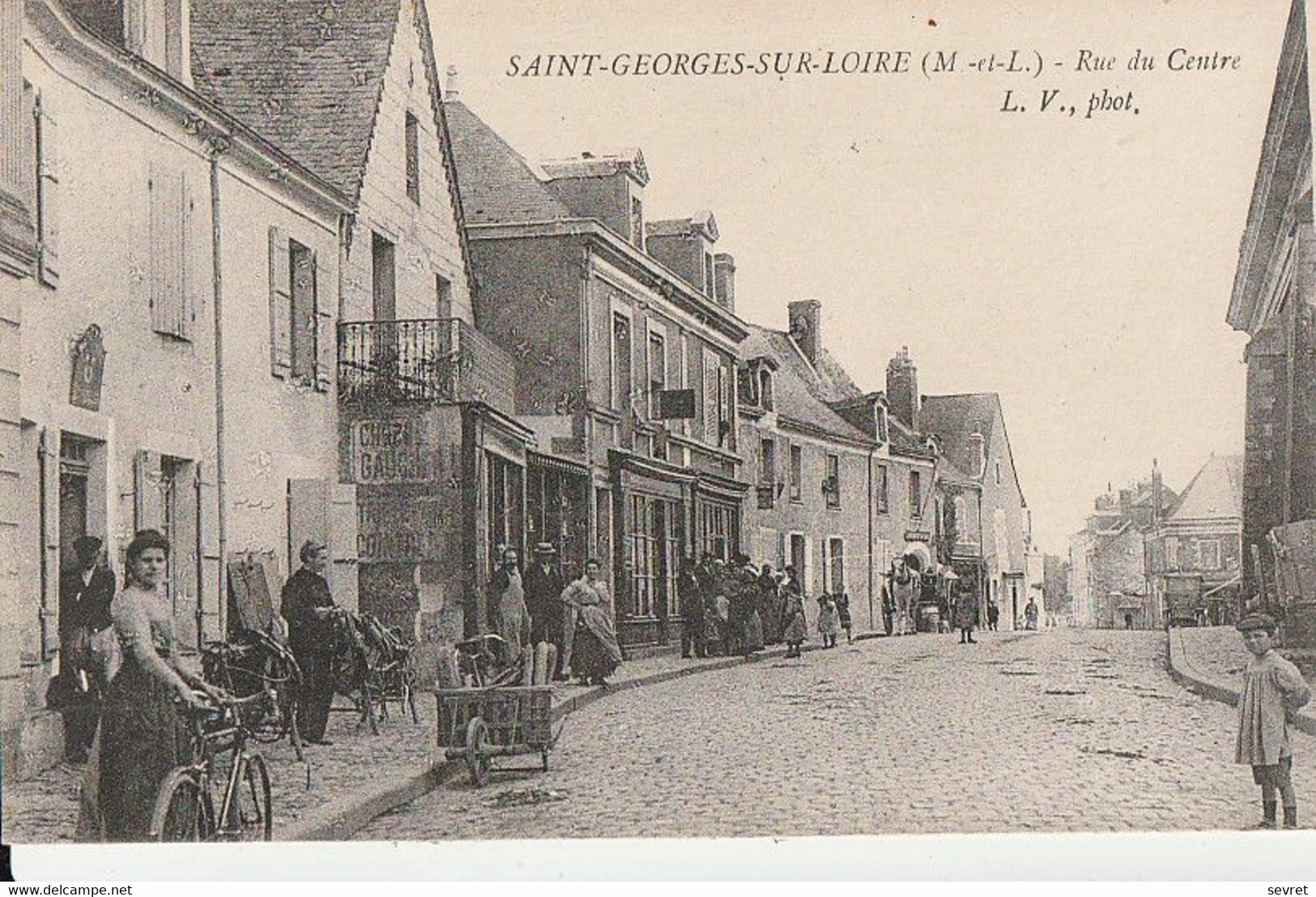 SAINT-GEORGES-SUR-LOIRE. - Rue Du Centre - Saint Georges Sur Loire