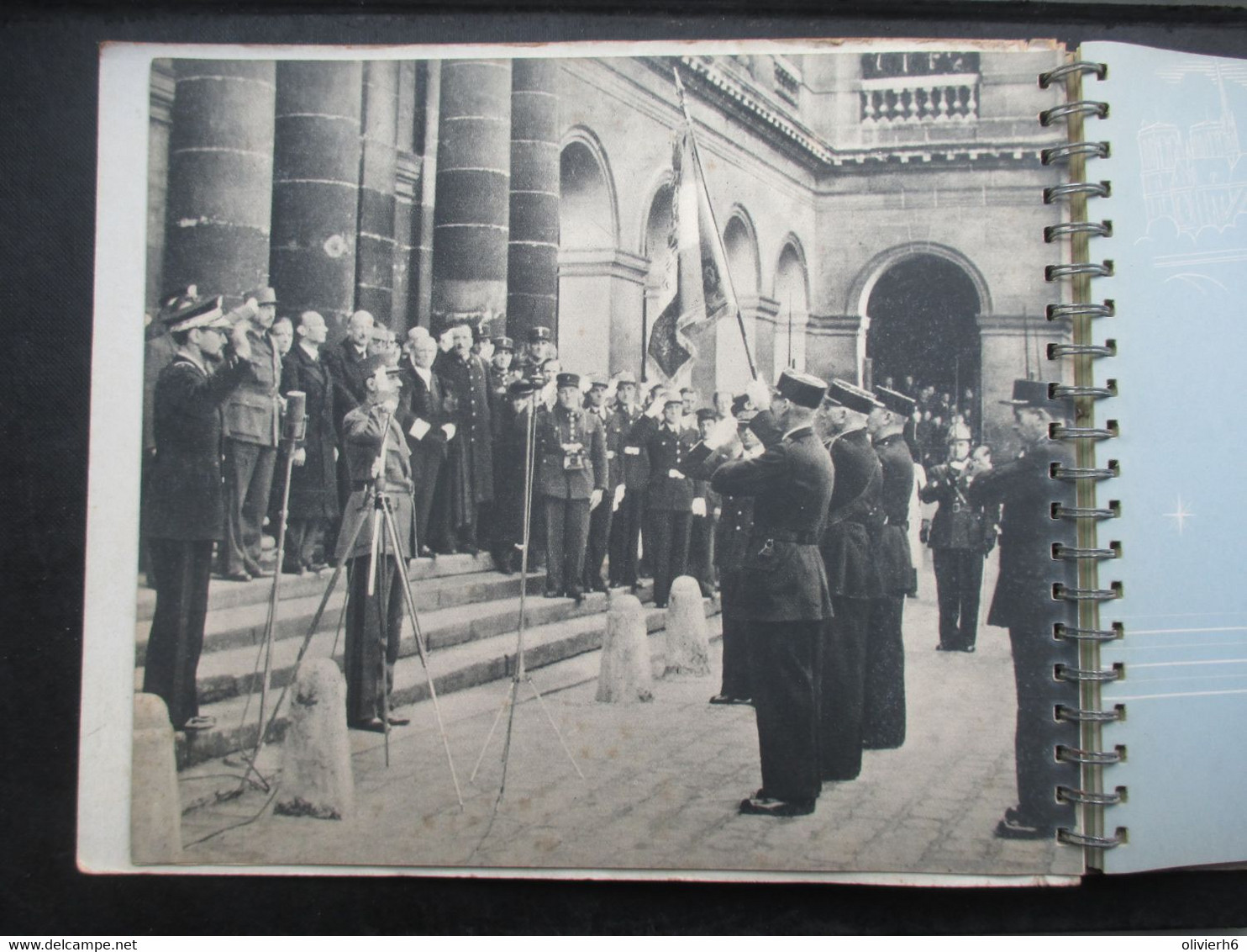 CINEMA SPECTACLE THEATRE (V2104) UNIQUE GALA de la POLICE PARISIENNE 5 décembre 1944 (25 vues) Dédicacé par les artistes