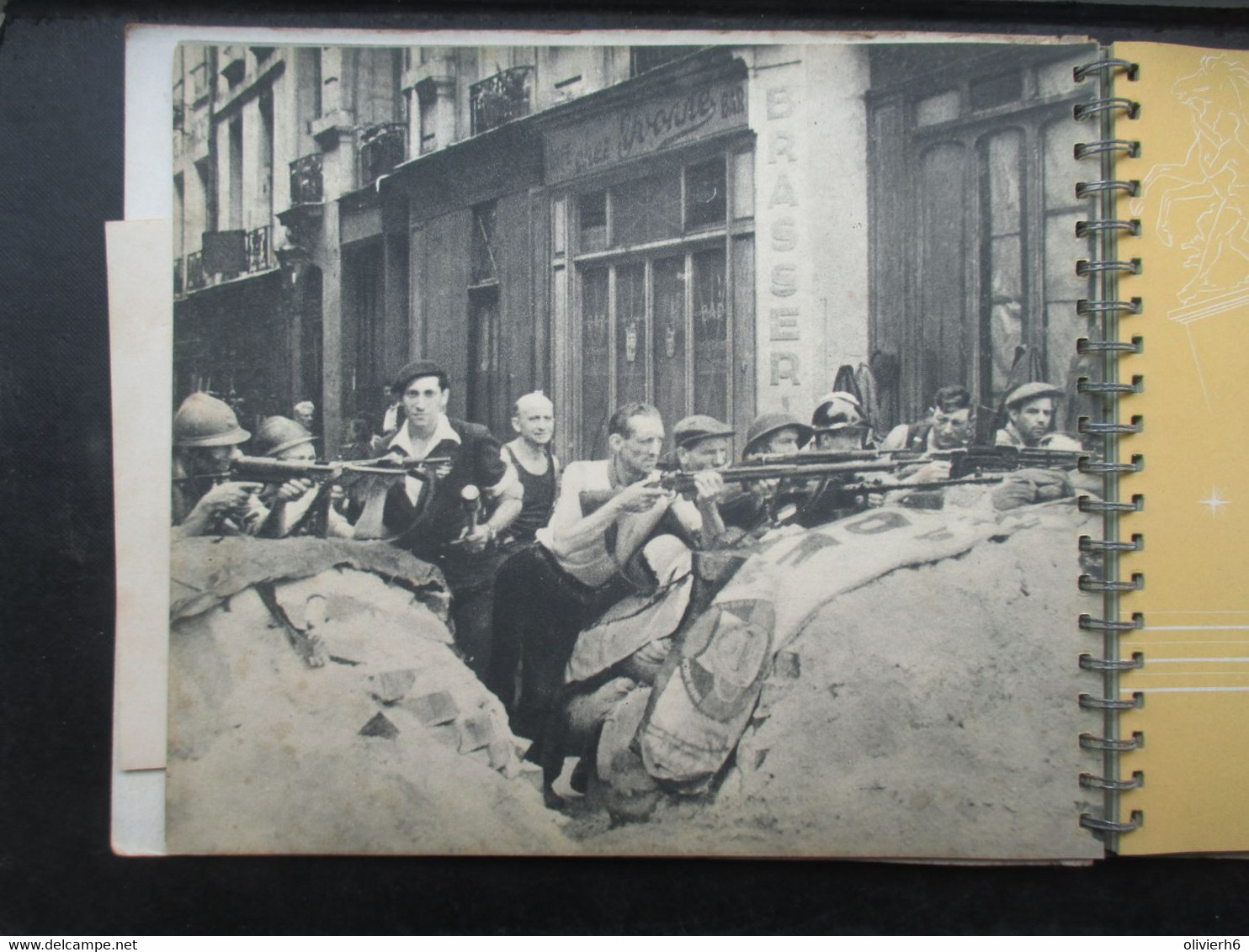 CINEMA SPECTACLE THEATRE (V2104) UNIQUE GALA de la POLICE PARISIENNE 5 décembre 1944 (25 vues) Dédicacé par les artistes