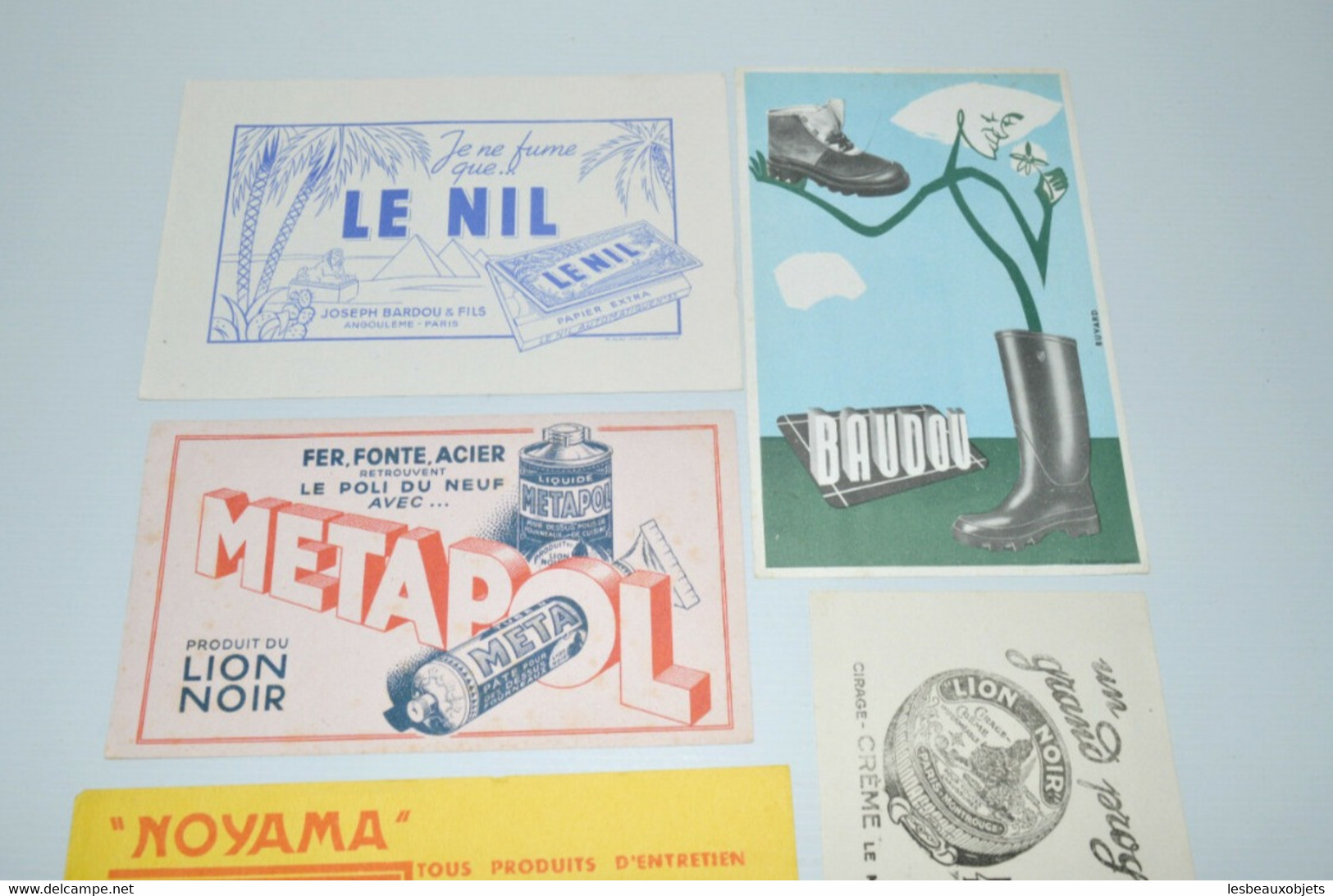 LOT De 5 BUVARDS ANCIENS NOYAMA BAUDOU LE NIL LION NOIR METAPOL Réf 10061611-49 COLLECTION PUBLICITE PUB - Collections, Lots & Series