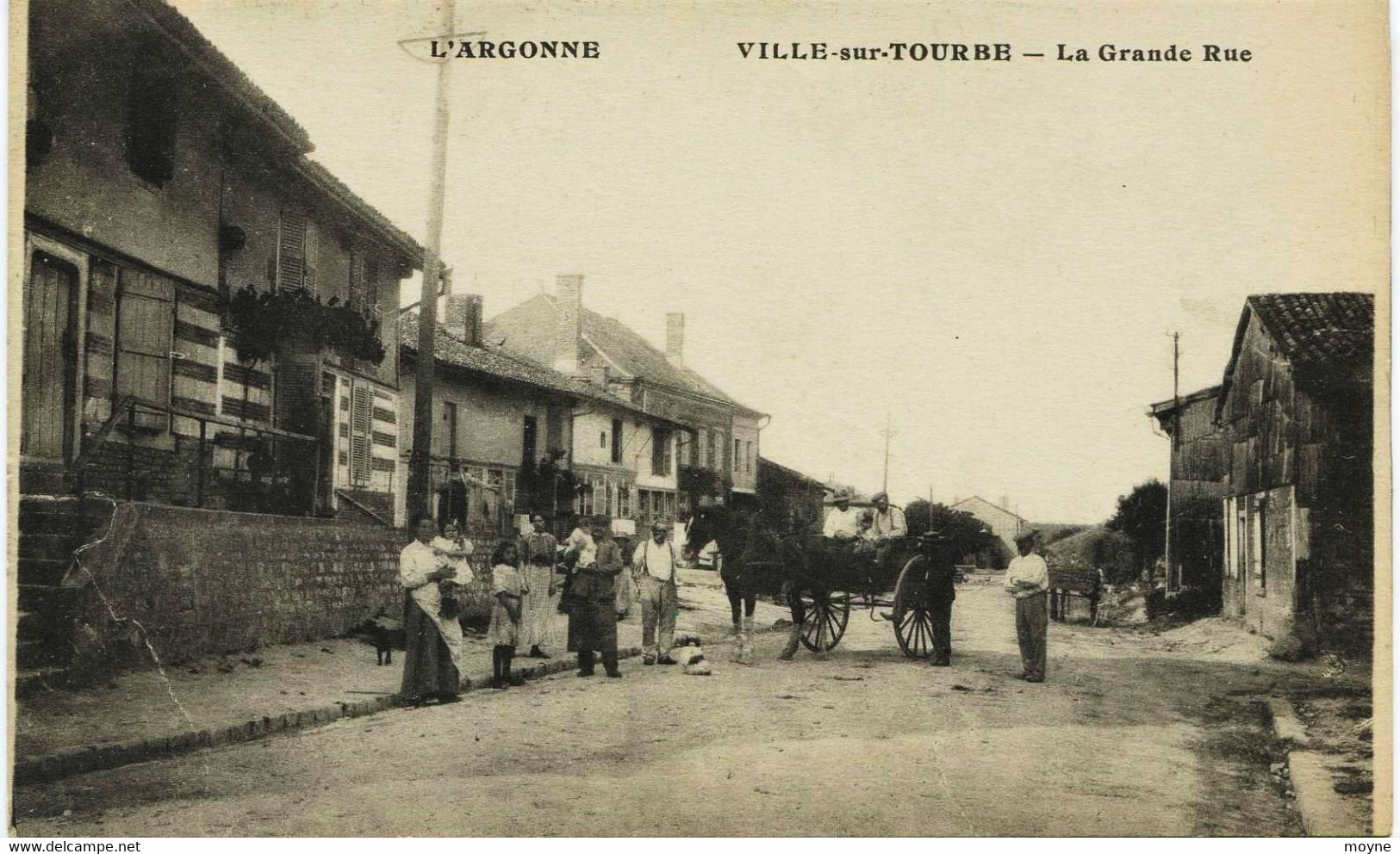 81 - Marne - VILLE Sur TOURBE - LA GRANDE RUE    BELLE ANIMATION   CIRCULEE EN 1917 - Ville-sur-Tourbe
