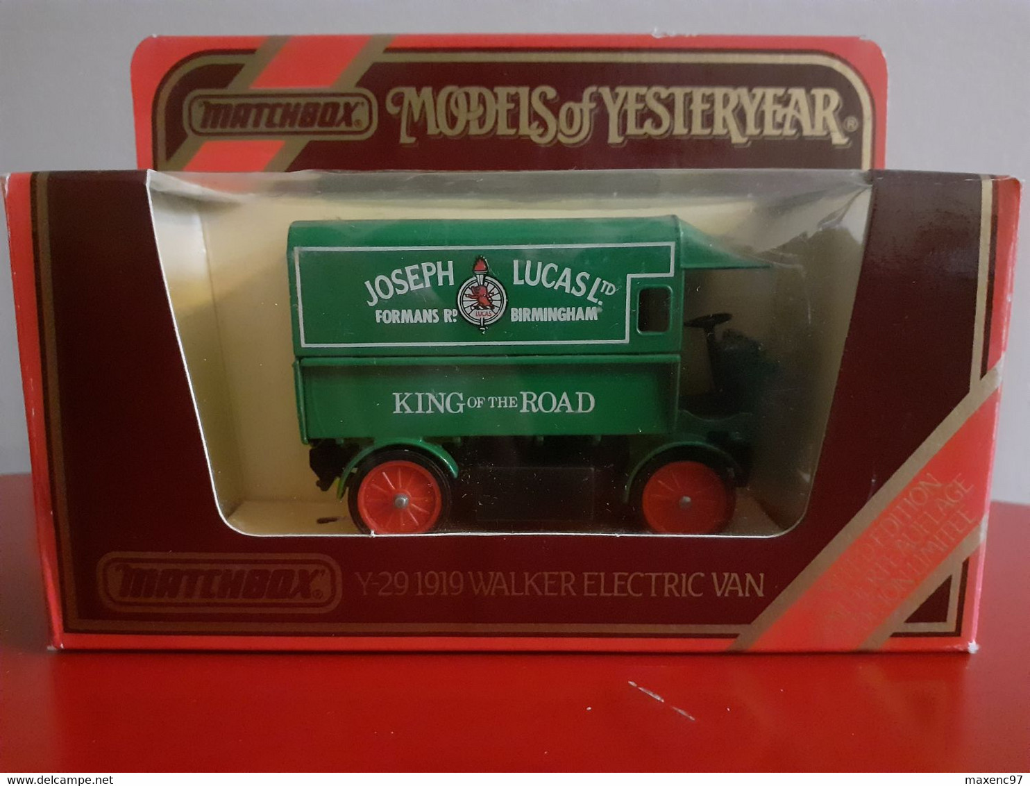 Matchbox - VOITURE Y29 1919 WALKER ELECTRIC JOSEPH LUCAS LTD MATCHBOX  MODELS OF YESTERYEAR