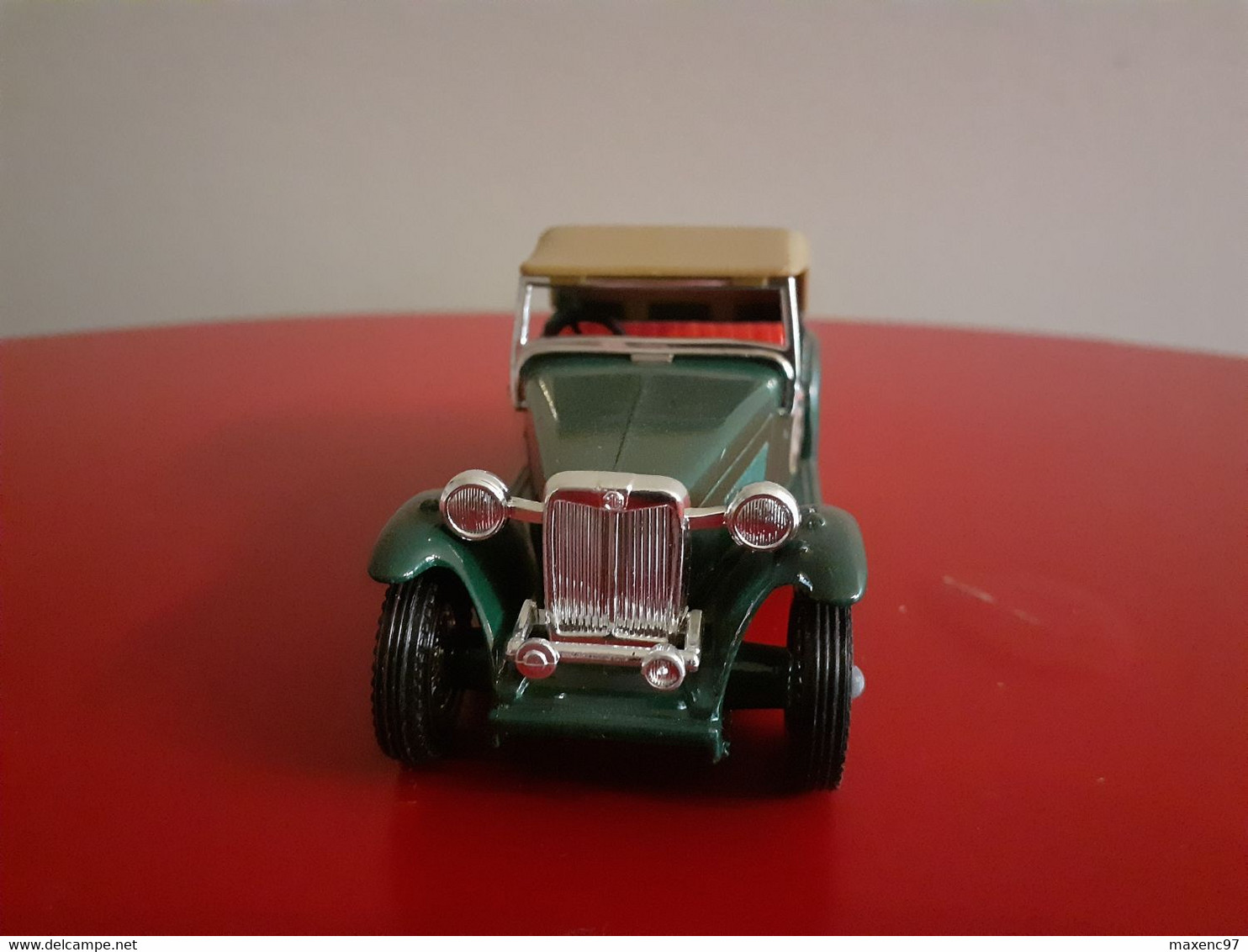 VOITURE Y8 1945 MG TC N°3 COULEUR VERTE MATCHBOX MODELS OF YESTERYEAR - Matchbox