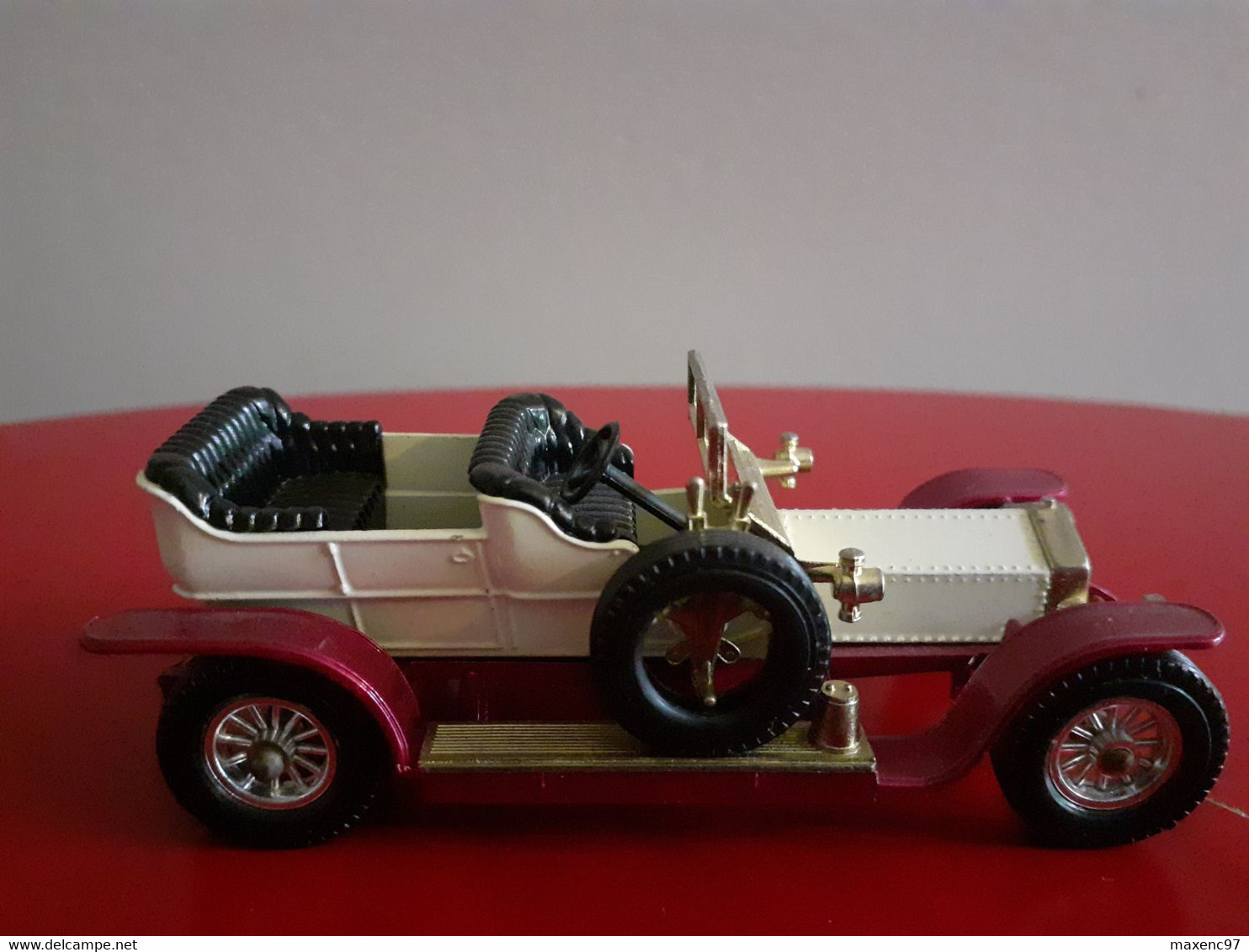 VOITURE Y10 ROLLS ROYCE SILVER GHOST 1906 BLANCHE ET VIOLET MATCHBOX MODELS OF YESTERYEAR - Matchbox