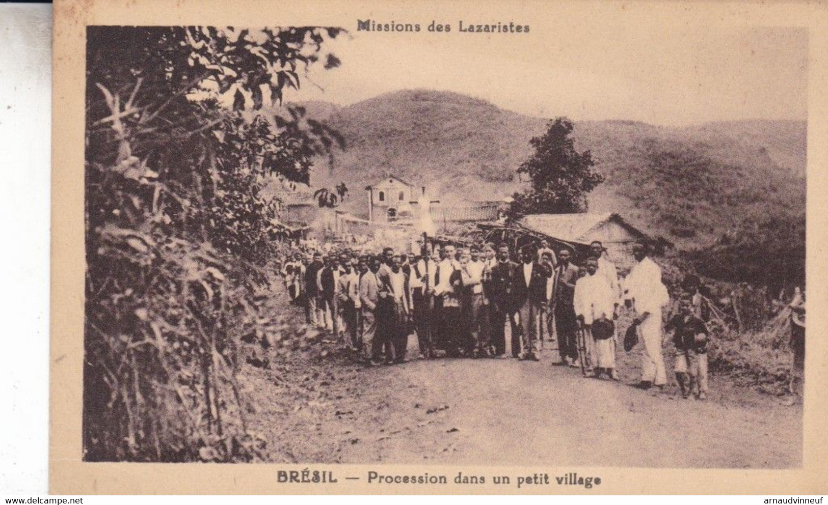 BRESIL PROCESSION DANS UN PETIT VILLAGE - Other