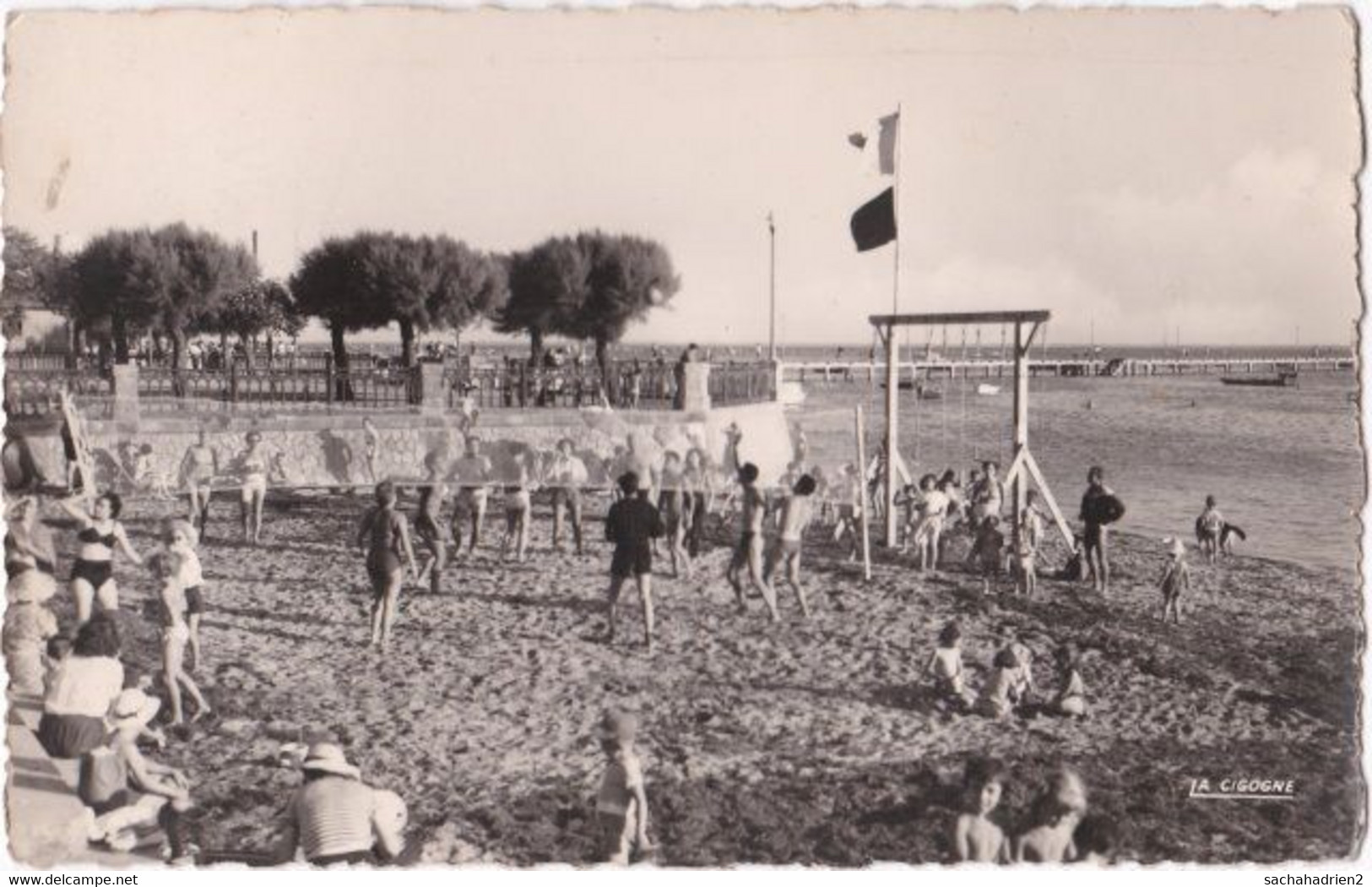 33. Pf. ANDERNOS. La Plage. 10 - Andernos-les-Bains