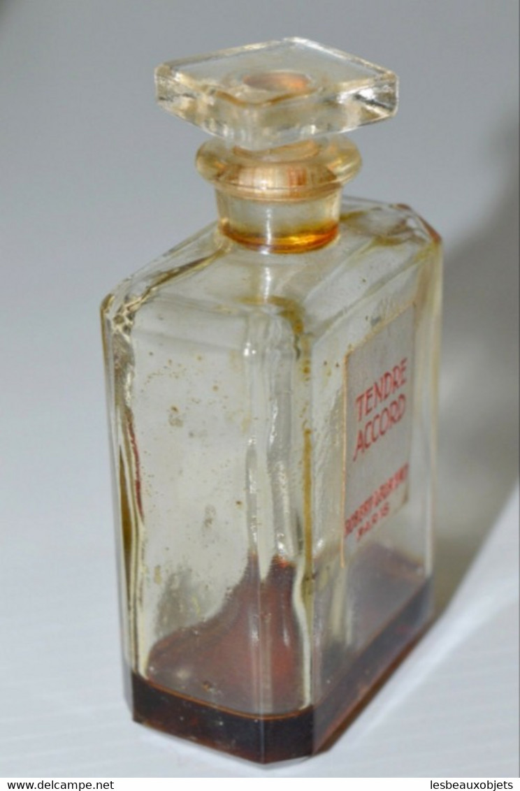 RARE ANCIEN FLACON PARFUM ROBERT LEURENT PARIS TENDRE ACCORD EN BOITE COLLECTION déco collection vitrine