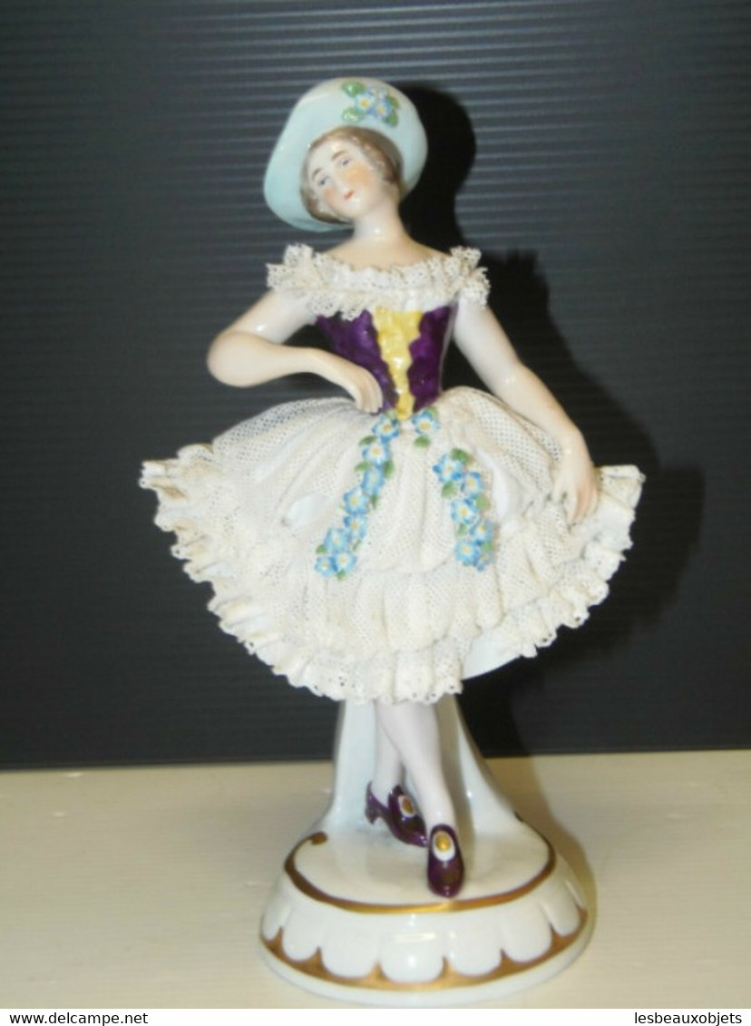 STATUETTE DANSEUSE PORCELAINE CAPODIMONTE Robe Dentelle Objet De Vitrine XIXe Collection Déco - Capodimonte (ITA)