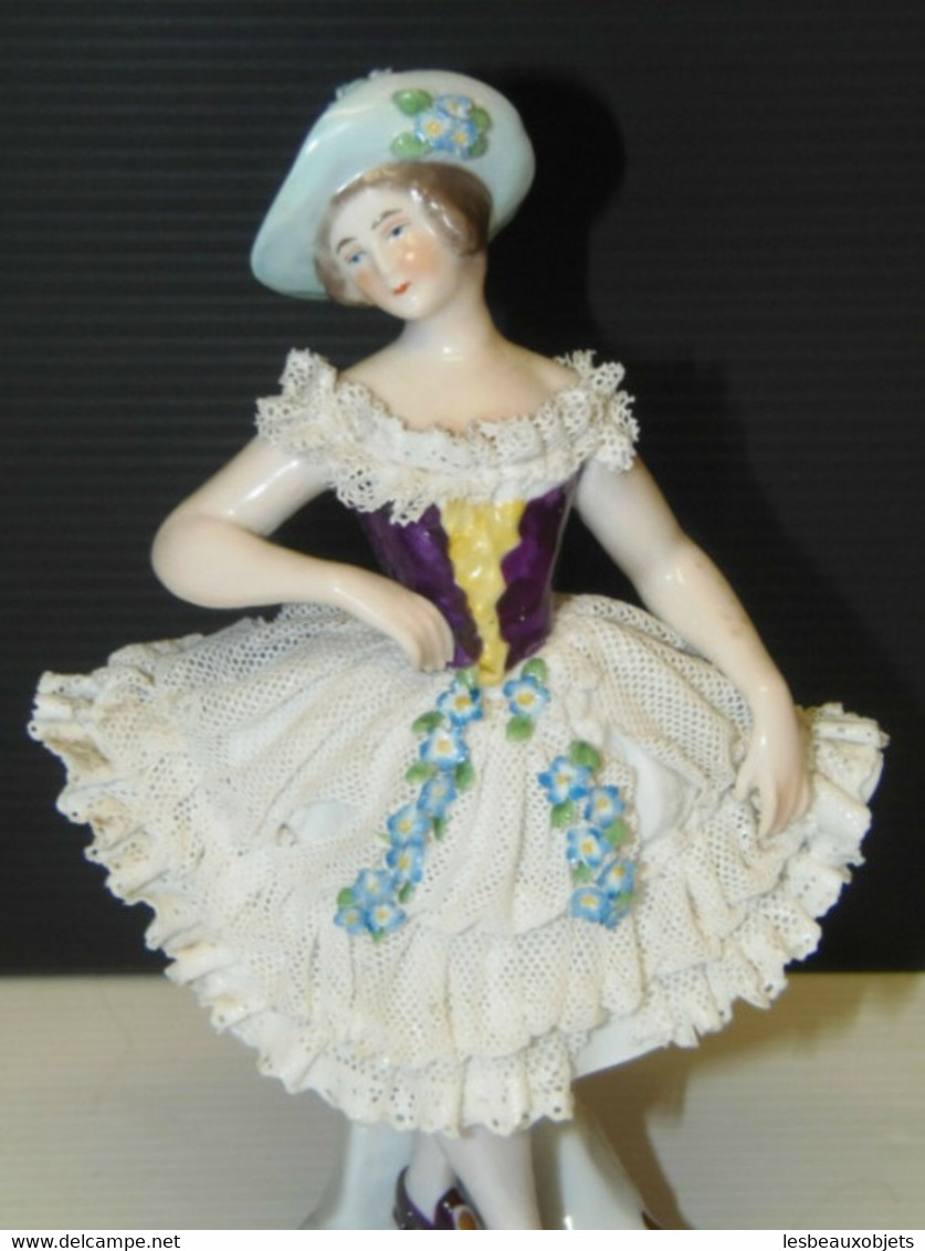 STATUETTE DANSEUSE PORCELAINE CAPODIMONTE Robe Dentelle Objet De Vitrine XIXe Collection Déco - Capodimonte (ITA)