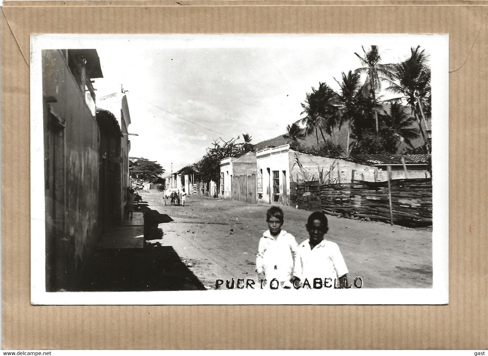 PUERTO  CABELLO    CARTE  PHOTO    UNE  RUE   ( 2 ENFANTS ) - Venezuela