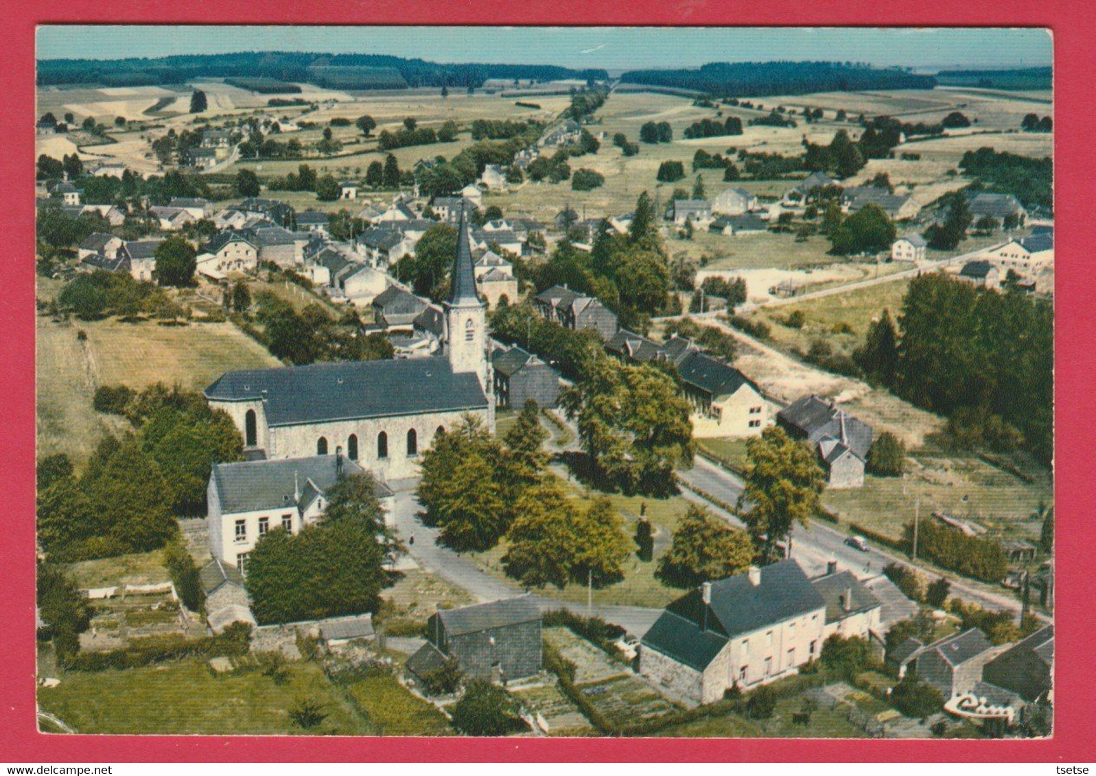 Libin - Vue Aérienne ... Du Village ( Voir Verso ) - Libin