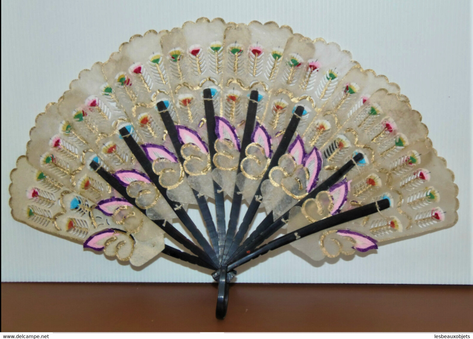 SUPERBE EVENTAIL XIXe Napoléon III Vessie De Porc Peinte FAN COSTUME ELEGANTE Collection Déco Vitrine - Fächer