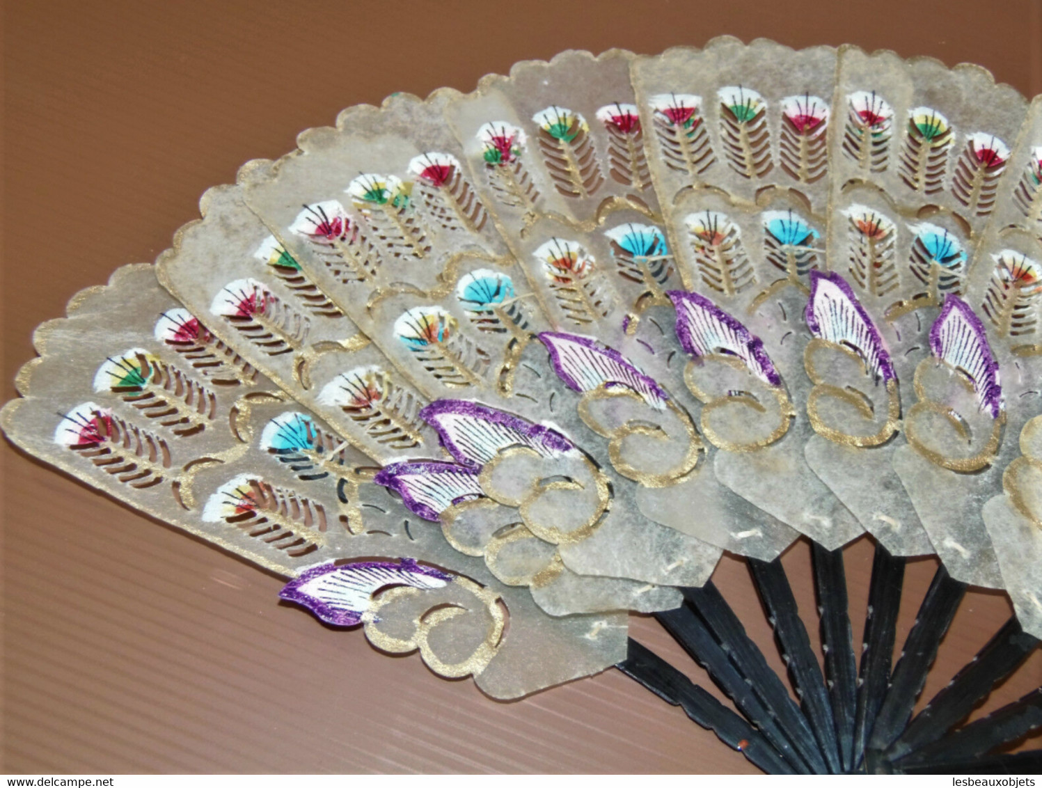 SUPERBE EVENTAIL XIXe Napoléon III Vessie de Porc Peinte FAN COSTUME ELEGANTE collection déco vitrine